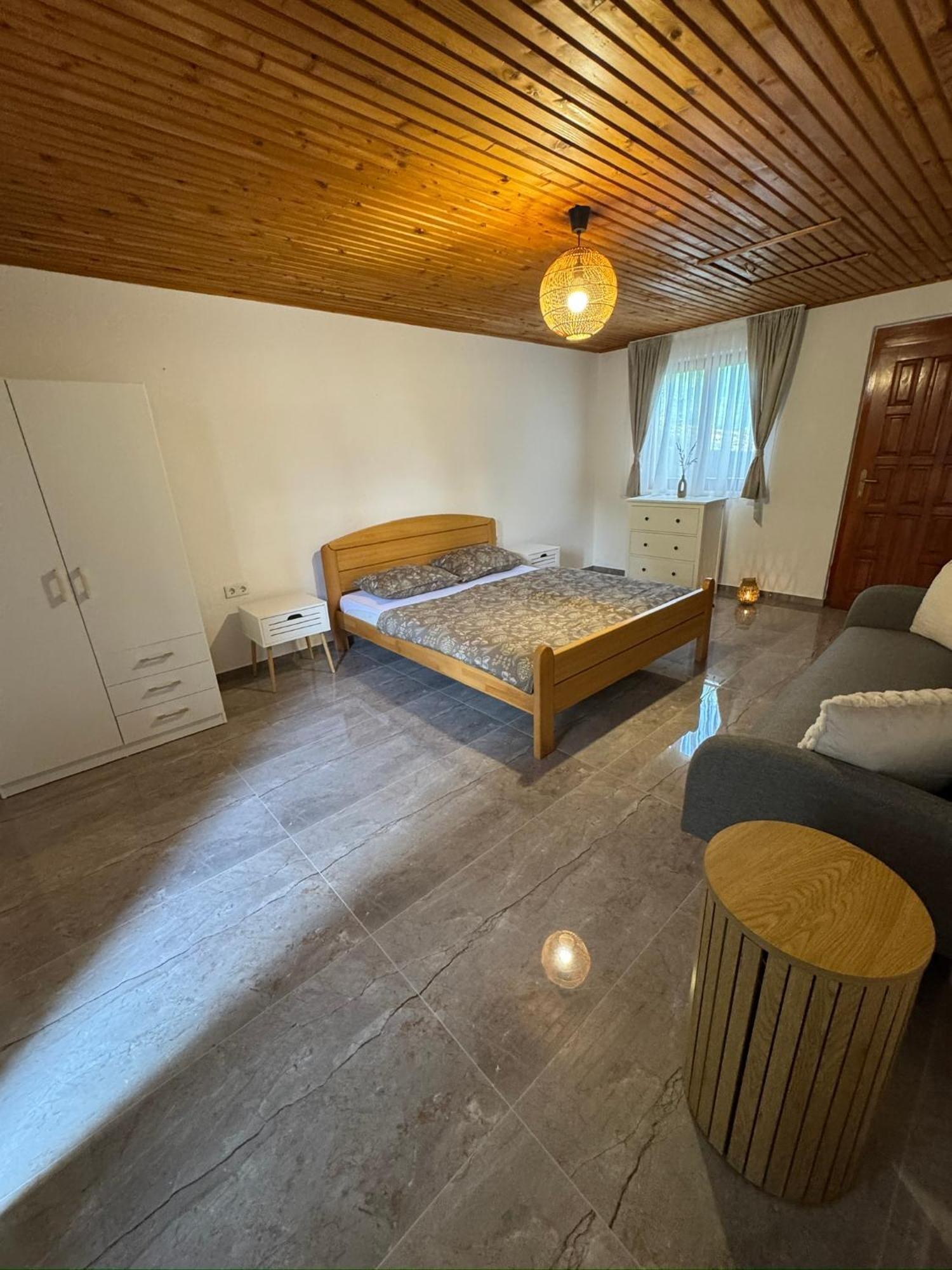 Resting House Oaza Villa Bihac Luaran gambar