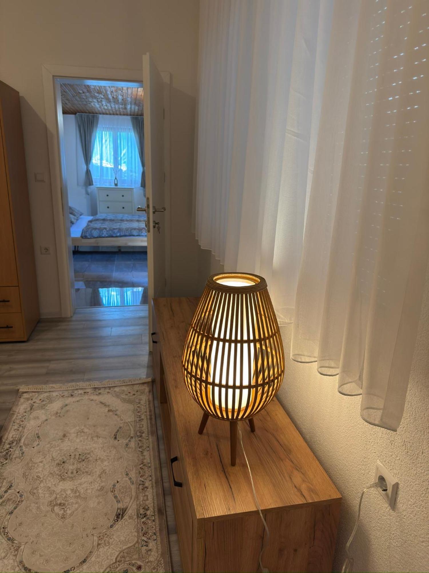 Resting House Oaza Villa Bihac Luaran gambar