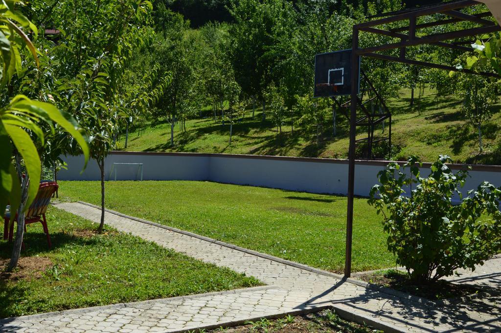 Resting House Oaza Villa Bihac Luaran gambar